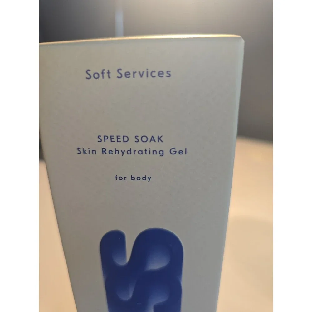 SOFT SERVICES Speed Soak Hydrating Gel 5.5 fl oz / 160 ml NIB/SEALED